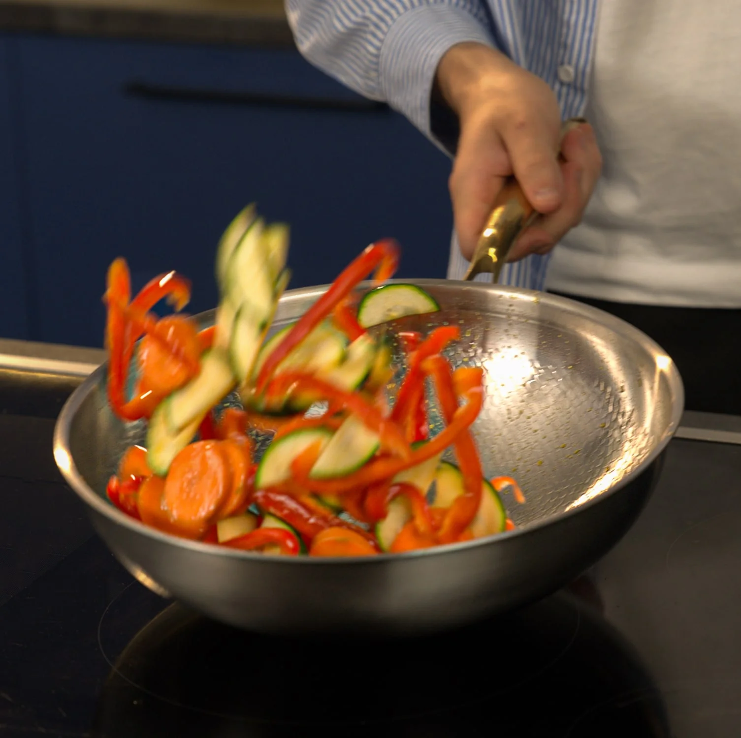 Pure Titanium Signature Pan Complete Set (8 Piece) - Image 11